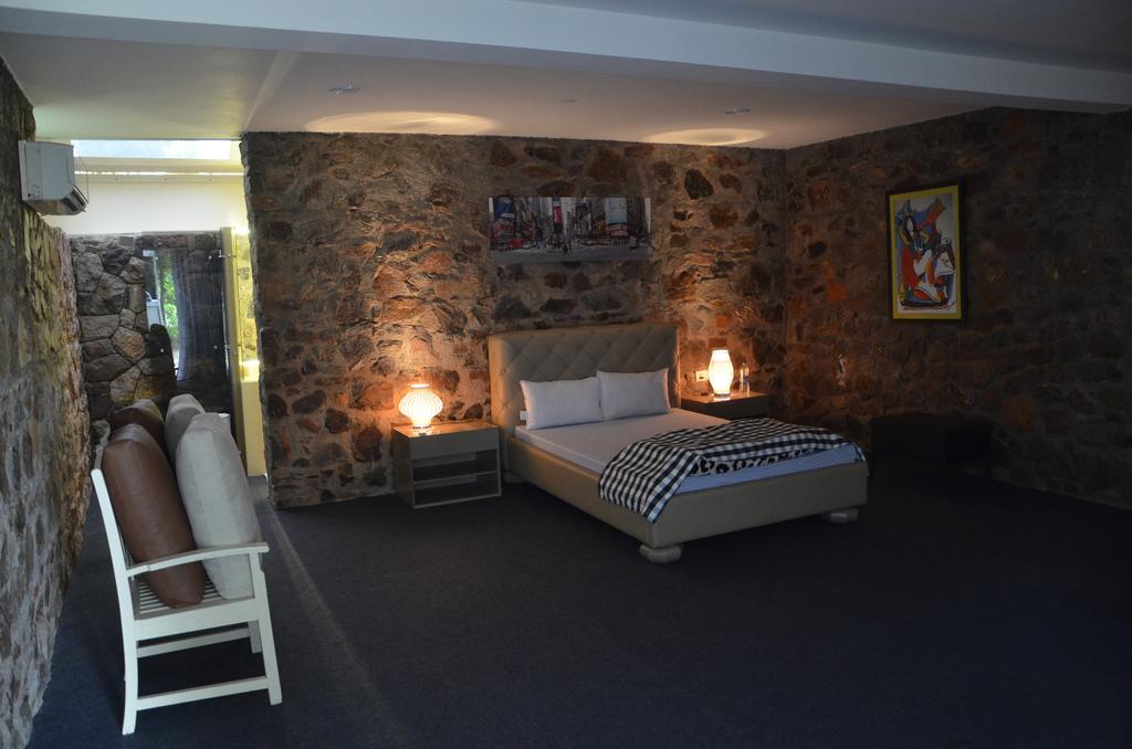Hotel Aravli Vista Gurgáon Pokoj fotografie
